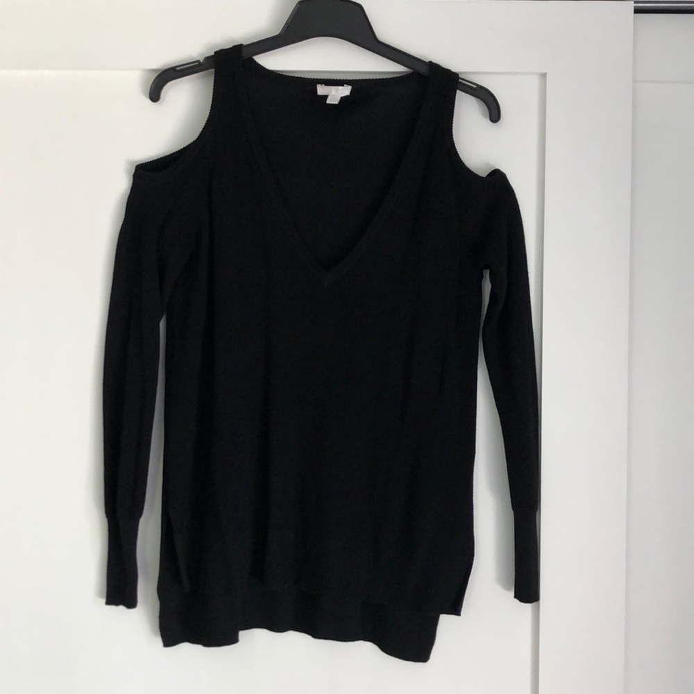 14th & UNION cold shoulder sweater - Picture 4 of 10
